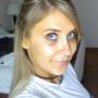 Stephanie Thayer Photo 29