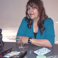 Isela Gomez Photo 7