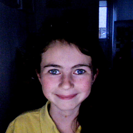Abigail Price Photo 6