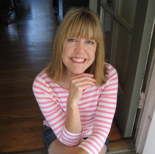 Julie Combs Photo 12