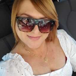 Aileen Garcia Photo 39