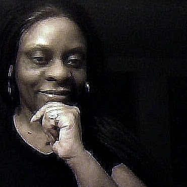 Yvette Williams Photo 43