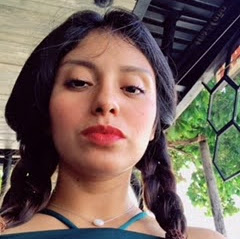 Elizabeth Marquez Photo 20