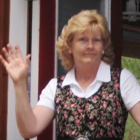 Tina Robinson Photo 30