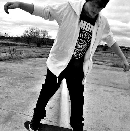Thomas Lindsay Photo 31