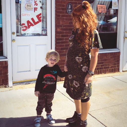 Jenny Yoder Photo 21