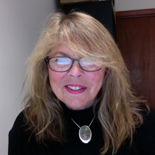 Susan Hurley Photo 28