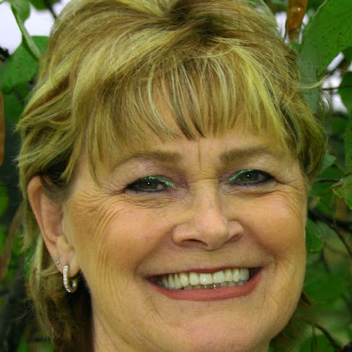Lynn Short Photo 17