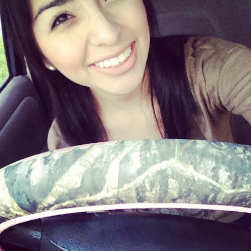 Allison Vasquez Photo 27