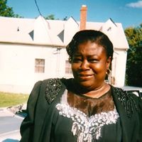 Martha Willis Photo 30