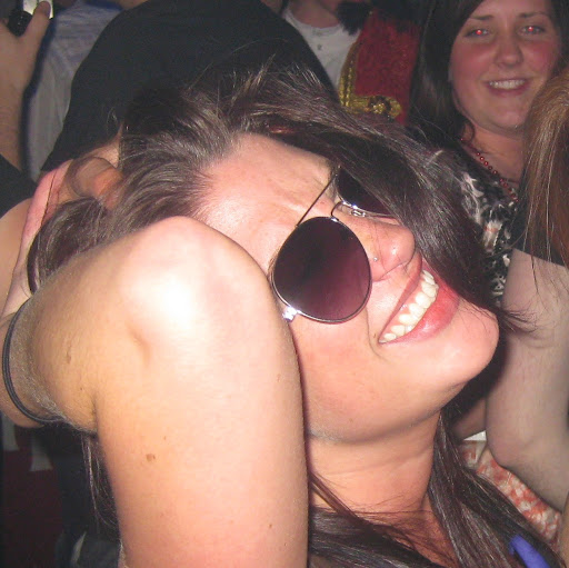 Aimee Lewis Photo 32