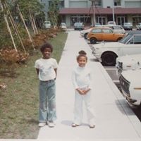 Cynthia Hinton Photo 20