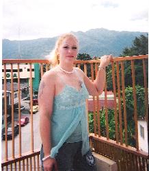 Laura Schmidt Photo 13
