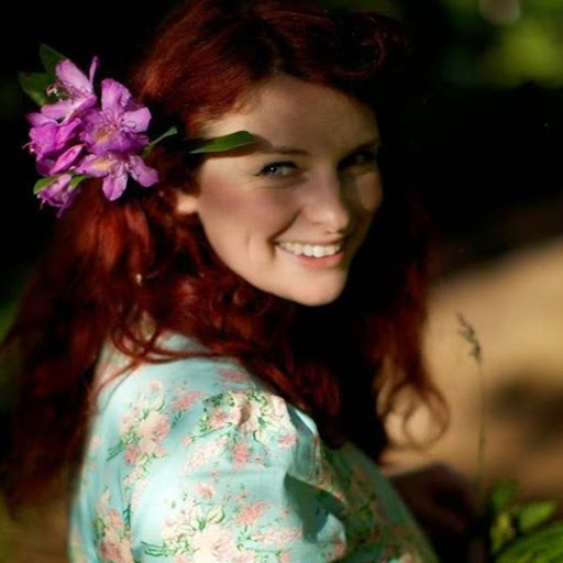 Molly Ellis Photo 38