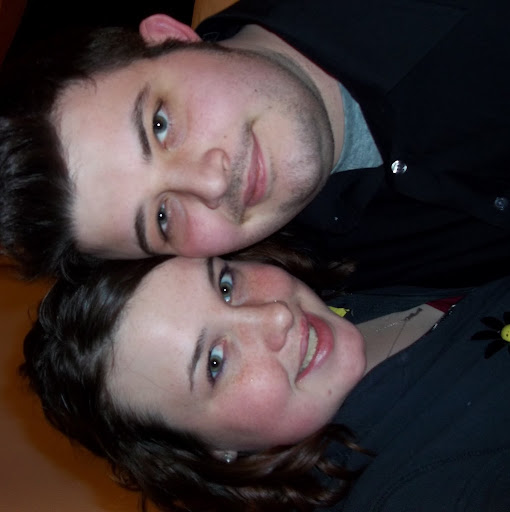 Amy Humphries Photo 24