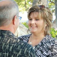 Kim Clemons Photo 13