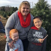 Julie Everhart Photo 7