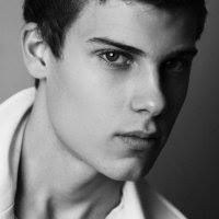 Harry May Photo 17