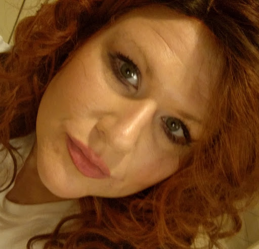 Samantha Carpenter Photo 16