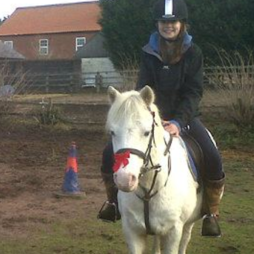 Beth Batchelor Photo 21