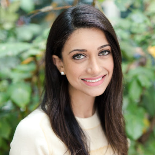 Sarah Hassan Photo 22