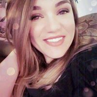 Emily Gates Photo 10