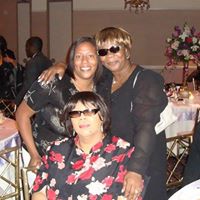 Loretta Taylor Photo 36