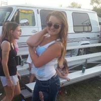 Alyssa Gray Photo 11