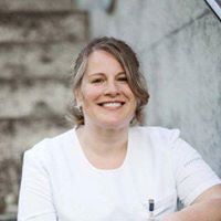 Sarah Aitchison Photo 19