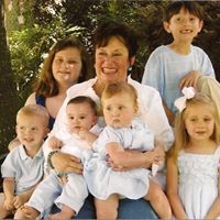 Barbara Robins Photo 26