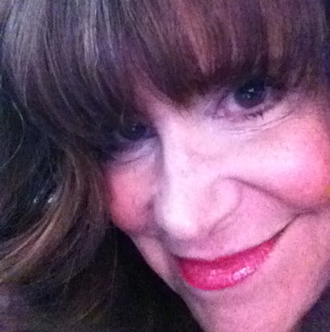 Diane Lawson Photo 39