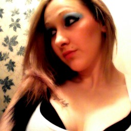 Tabitha Foster Photo 15