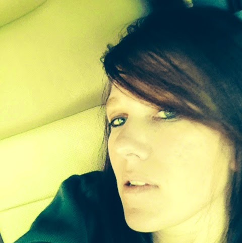 Amy Martin Photo 20
