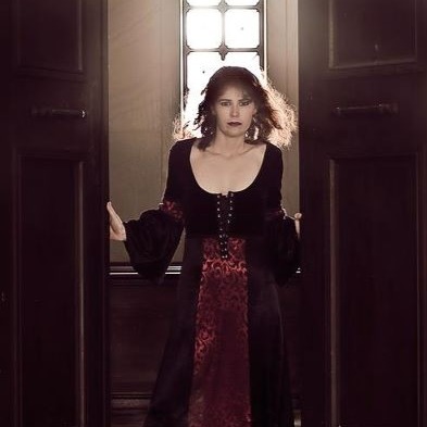 Sarah Wilson Photo 21