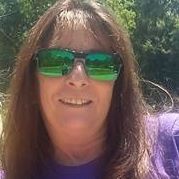 Diane Cromer Photo 21
