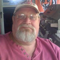 Robert Dana Photo 17