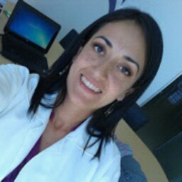Ana Tobar Photo 10