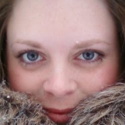 Elizabeth Lackey Photo 14