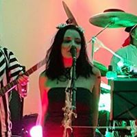 Julia Hayward Photo 22
