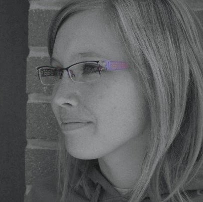Connie Lowe Photo 10