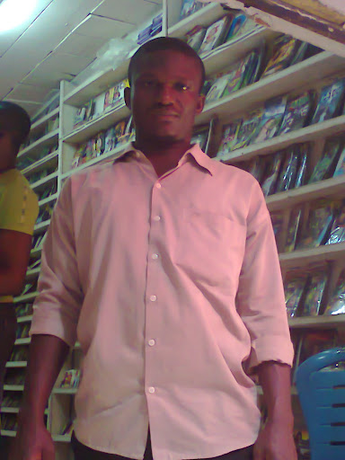 Francis Daniel Photo 9