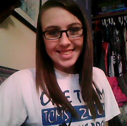 Hannah Garrison Photo 28
