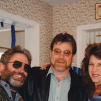 Robert Henrichs Photo 10