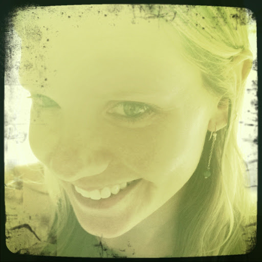 Katie Hall Photo 33