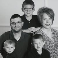 Mandy Harris Photo 12
