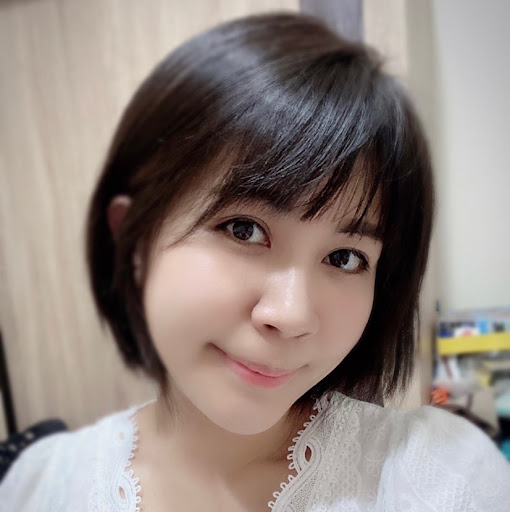 Carrie Wen Photo 15