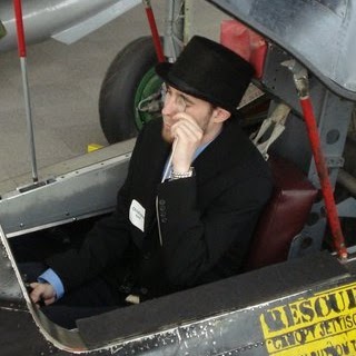 Christopher Busby Photo 30