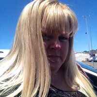 Tanya Hodge Photo 7