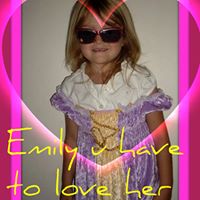Emily Poole Photo 12