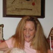 Laura Carpenter Photo 35